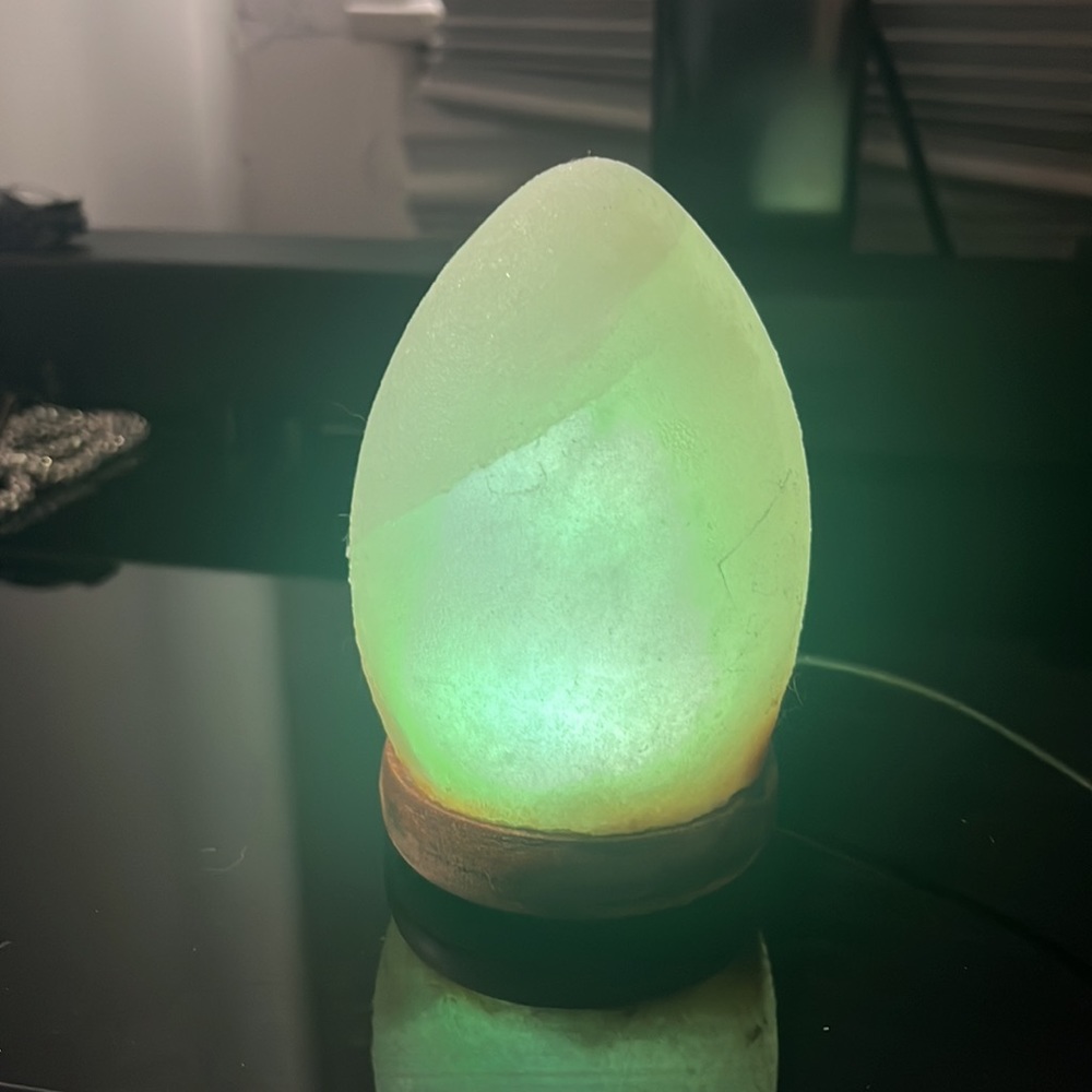 Color Changing Salt Rock - Picture 2 of 7